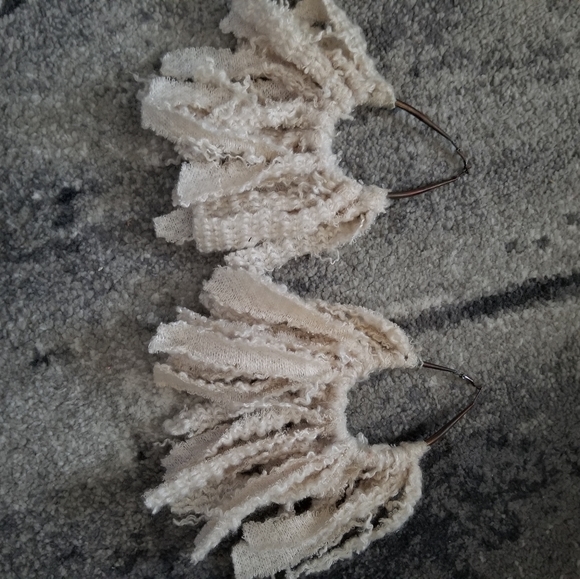 Large fabric hoop earrings - Picture 1 of 3